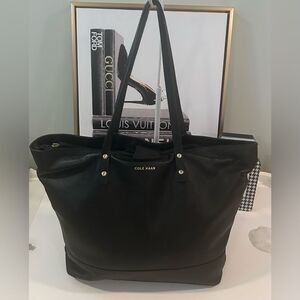 Cole Haan Luxe Black Pebbled Leather Tote Timeless Everyday Shoulder Bag